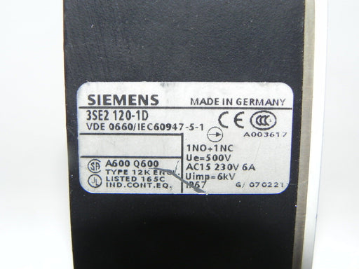 SIEMENS 3SE2 120-1D LIMIT SWITCH ROLLER PLUNGER 1NO+1NC,SNAP-ACT
