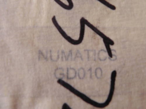 NIB NUMATICS GD010 DIFFERENTIAL PRESSURE GAUGE