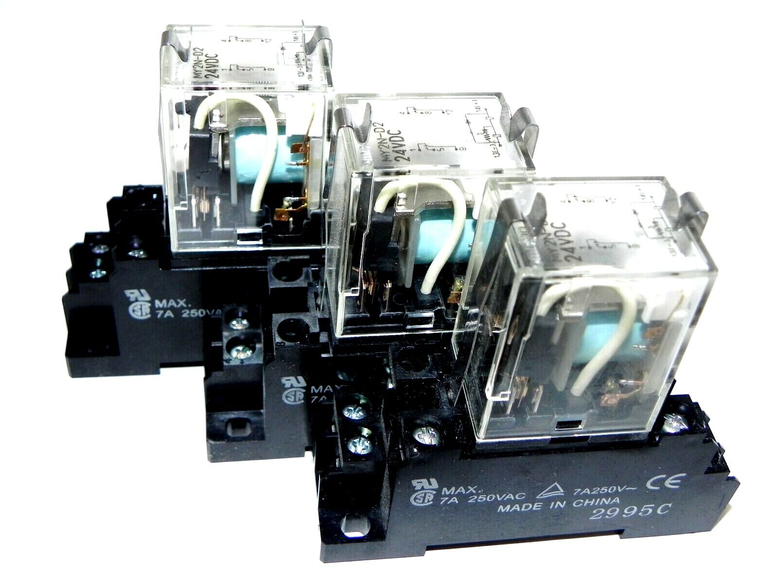 LOT OF 3 OMRON MY2N-D2 RELAY 24VDC W/ BASE SOCKET 2995C