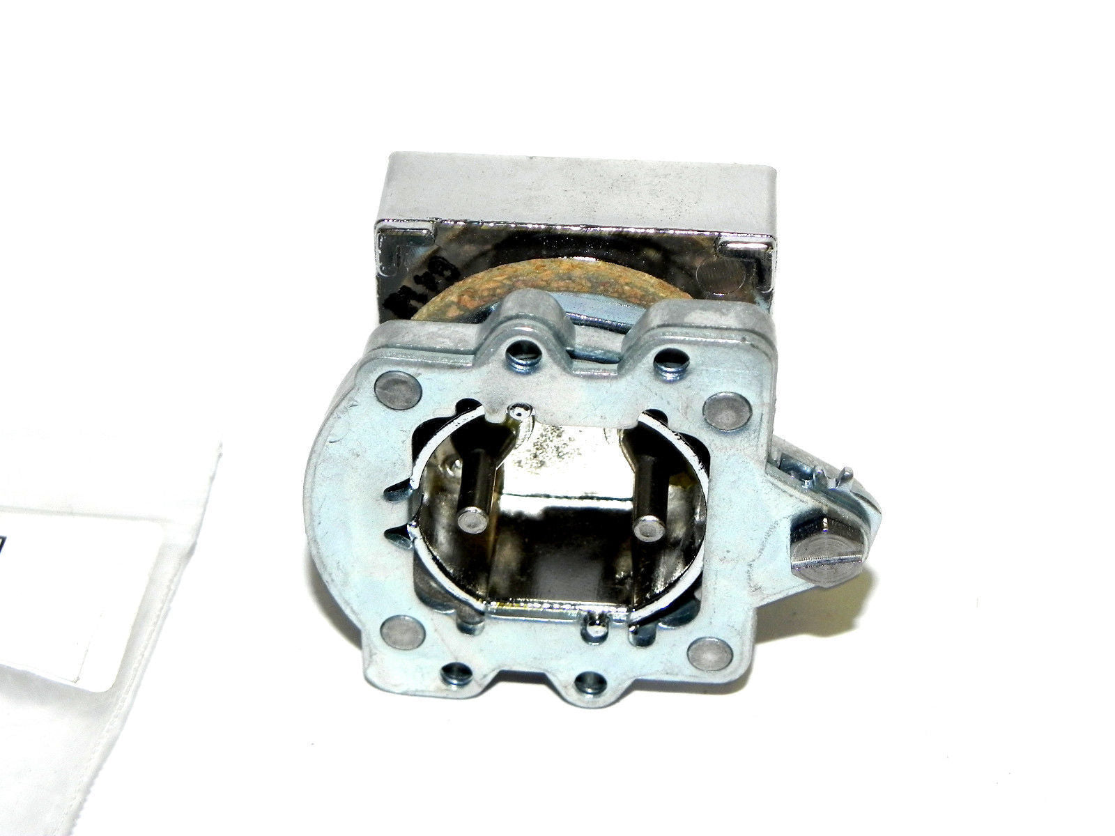 NEW CUTLER HAMMER E30AB MOMENTARY COMPACT PUSHBUTTON