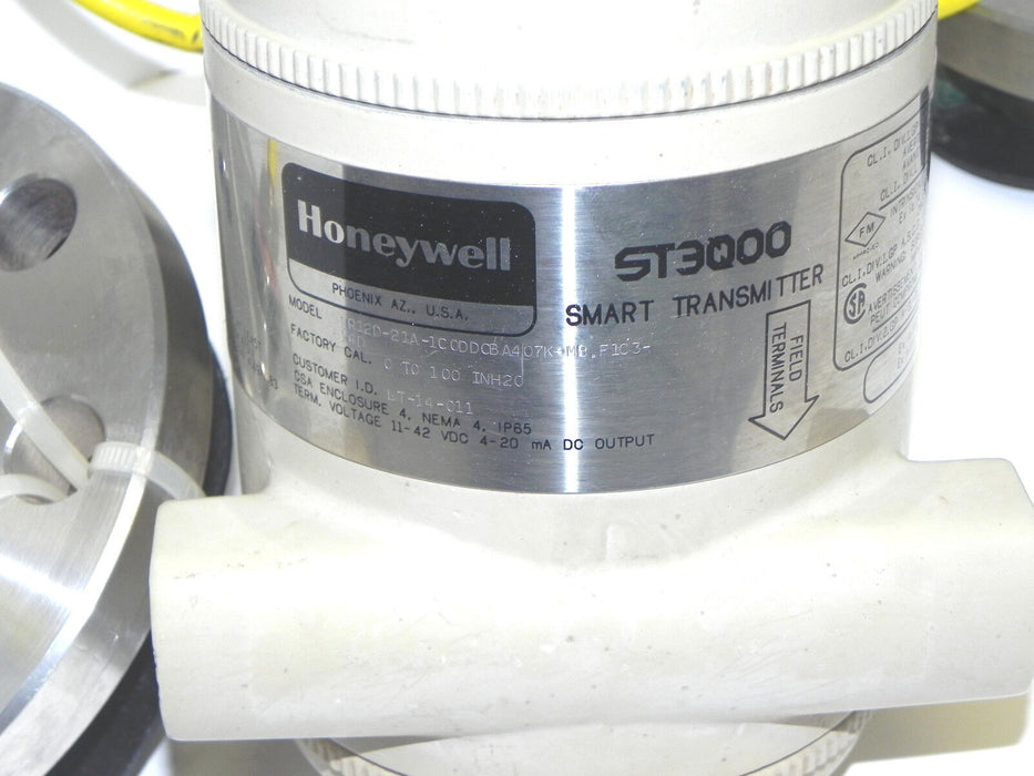 HONEYWELL STR12D-21A-1CDDCBA407K-MB.F1C3-814D ST3000 SMART TRANSMITTER