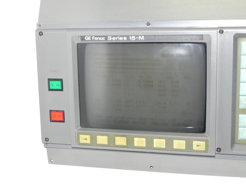 GE FANUC A02B-0094-C021 Ser. 15-M CRT/MDI UNIT A61L-0001-0092 N860-3161-T001/07A