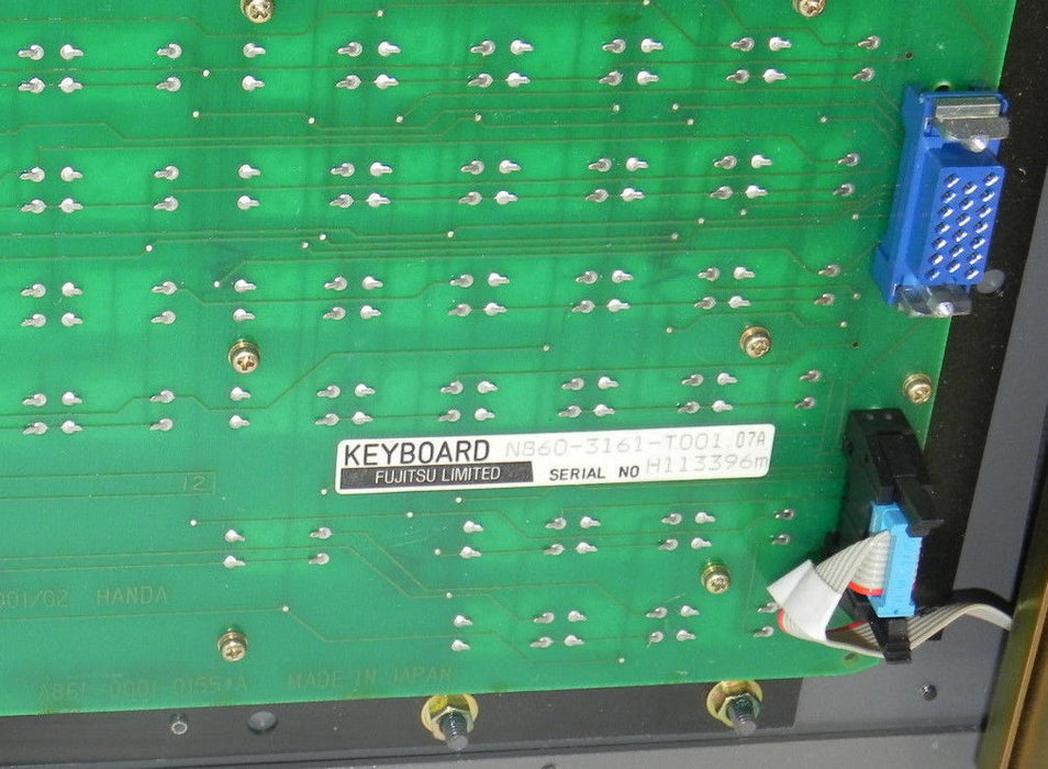 GE FANUC A02B-0094-C021 Ser. 15-M CRT/MDI UNIT A61L-0001-0092 N860-3161-T001/07A