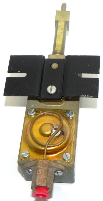 NEW JOHNSON CONTROLS P-5210-1 TRANSMITTER 30HC-30PSI 102 TO 207 kPa