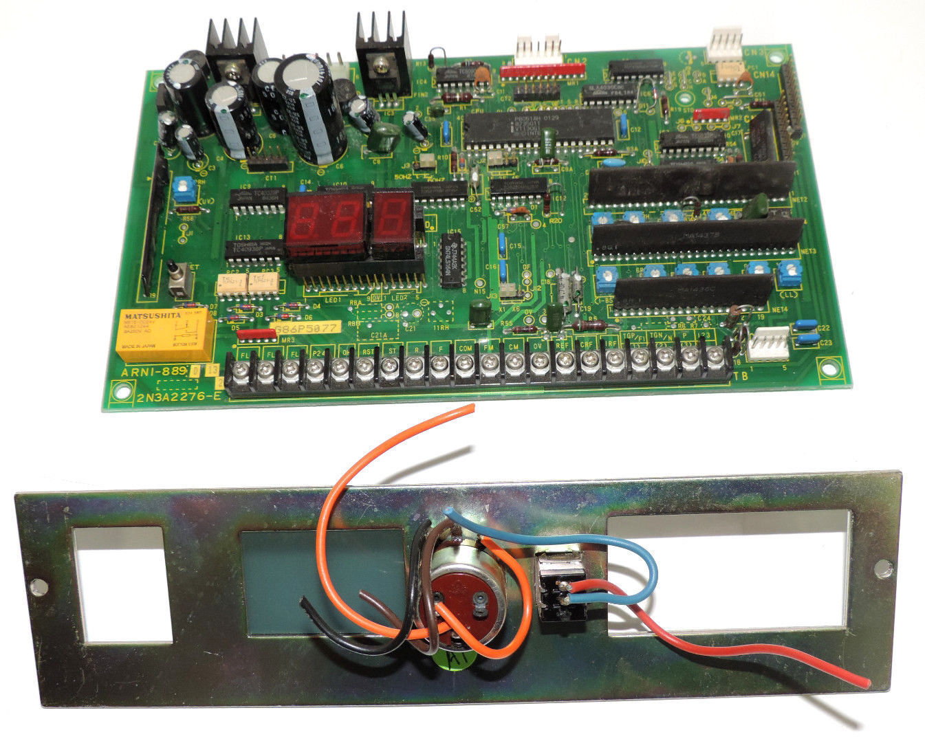 TOSHIBA ARNI-889 D 13 CONTROL BOARD 2N3A2276-E INCLUDES FACEPLATE. ARNI889