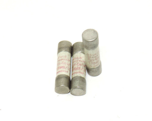 LOT OF 3 GOULD SHAWMUT TRM8/10 TRI-ONIC FUSES 8/10 AMP. 250 VAC TRM810