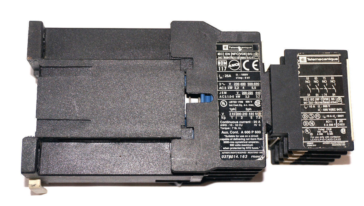TELEMECANIQUE LP1D0910BD CONTACTOR LP1-D0910-BD 24V W/ LA1-DN-40