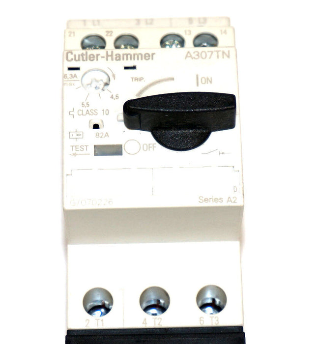 CUTLER HAMMER AE317TNS3A COMB. MTR. CNTLR. W/ CE15BNSC3, A307TN