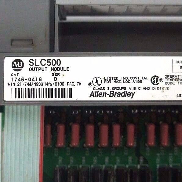 ALLEN BRADLEY SLC500 1746-OA16 SER. D OUTPUT MODULE