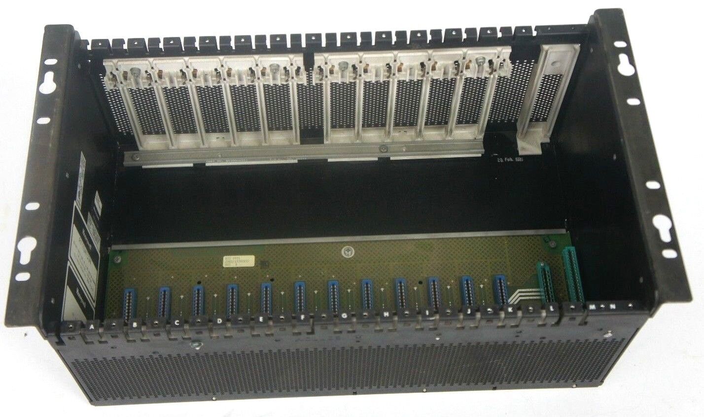 HONEYWELL IPC 621 I/O EXPANSION RACK MODEL 621-9990
