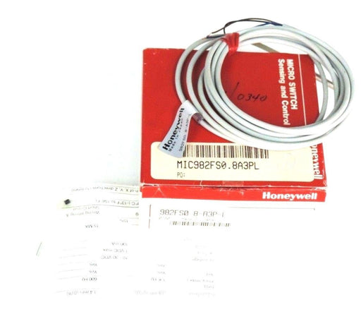 NIB HONEYWELL MICRO SWITCH 982FS0.8-A3P-L PROXIMITY SENSOR MIC982FS0.8A3PL