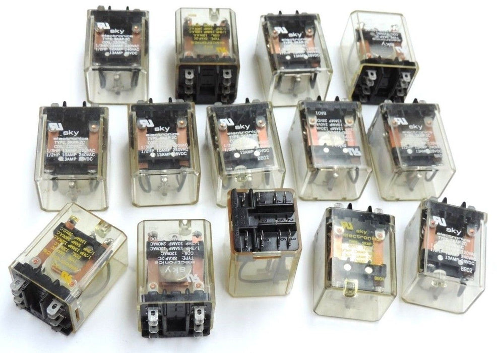 LOT OF 14 SKY SKAP-2C-120VAC POWER RELAYS PLUG IN 13A, 2POLE 120VAC SKAP2C120VAC