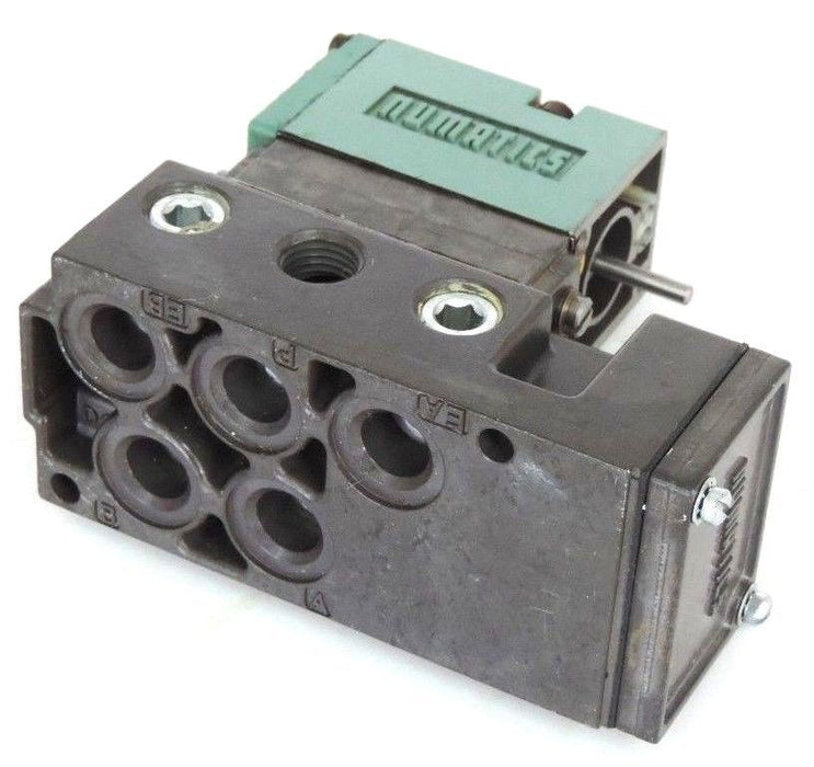NUMATICS 082SA425K046T30 SOLENOID VALVE BLOCK 120V 50HZ .15 AMPS 150PSIG