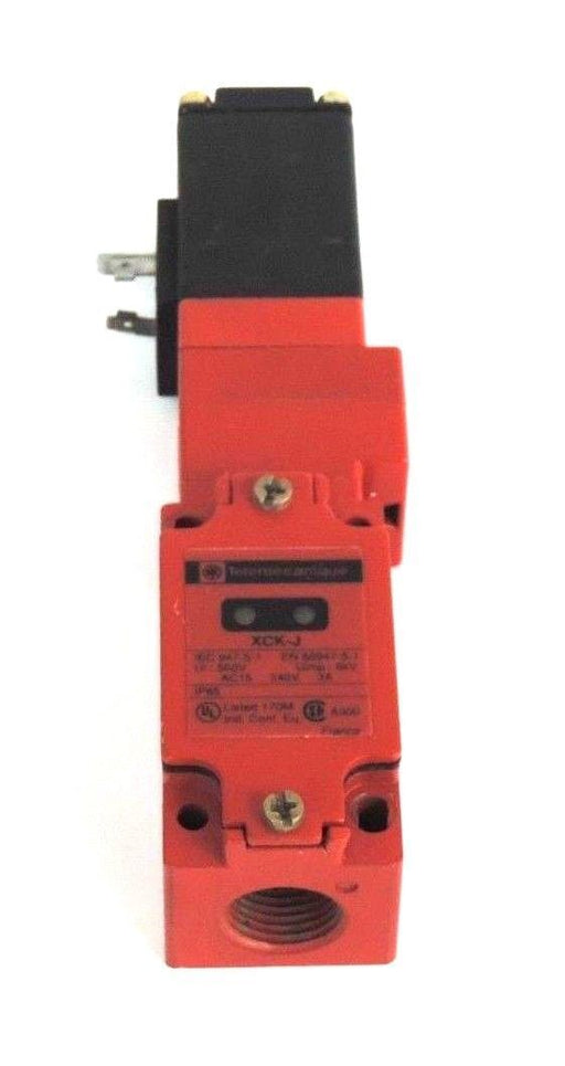 TELEMECANIQUE XCK-J5951F0H4 SAFTEY INTERLOCK SWITCH XCKJ5951F0H4 W/ 100V DC COIL