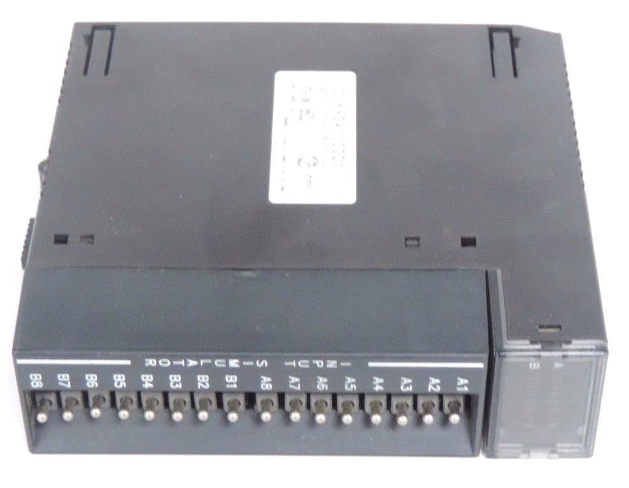 GE FANUC IC693ACC300C INPUT SIMULATOR MODULE