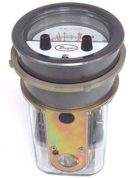 NIB DWYER 3010-AV PRESSURE GAUGE PHOTOHELIC 3010AV, 0-10IN OF WAER 25PSIG