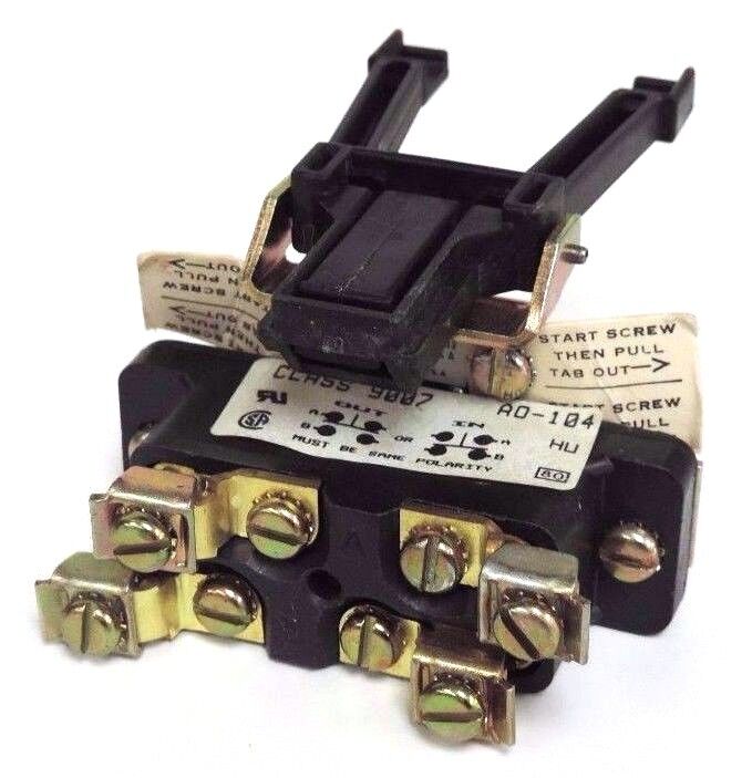 NEW SQUARE D 9999-R33 INTERLOCK KIT 9999R33 SER. A W/ 9007-AO-104