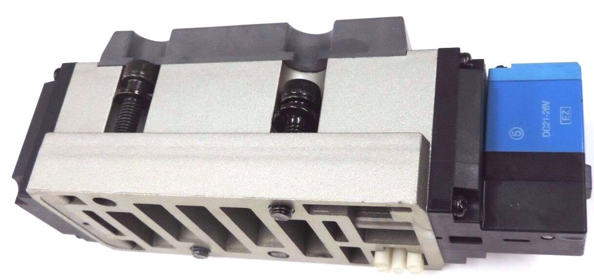 NEW SMC VSS8-10-FG-S-3EZ-V1 SOLENOID VALVE VSS8-10FGS3EZV1, .075AMP 24VDC 1.8W