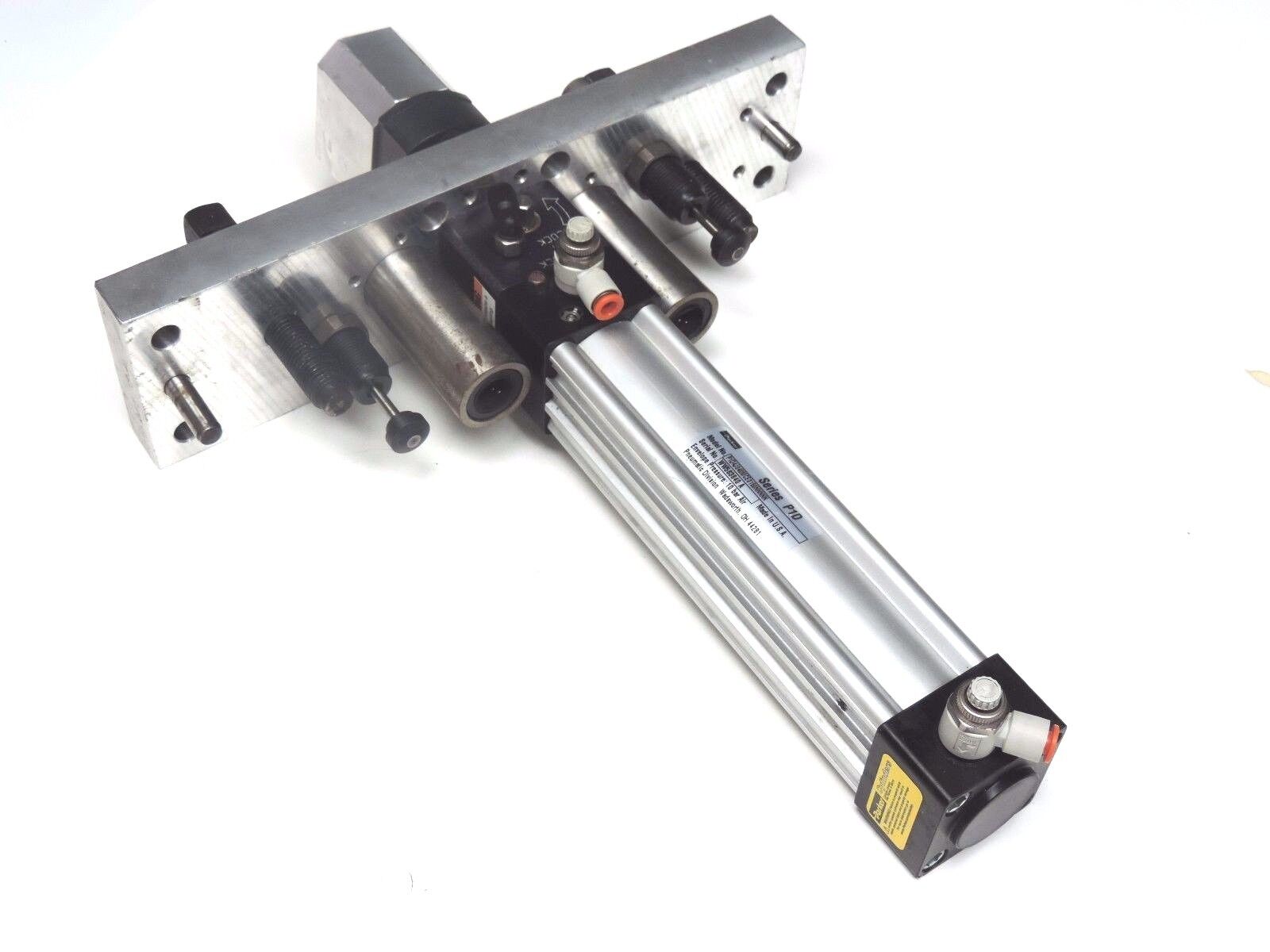 PARKER P1D4J040MCE0150NNNNN SER. P1D CYLINDER W/ MS-DET-174-A1 HEAD