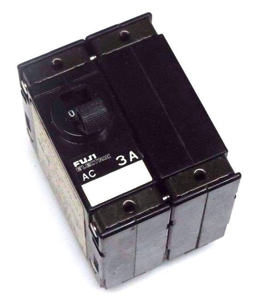 LOT OF 3 FUJI ELECTRIC CP32E/3 CIRCUIT PROTECTORS 250VAC, 50/60HZ, 3A, CP32E1