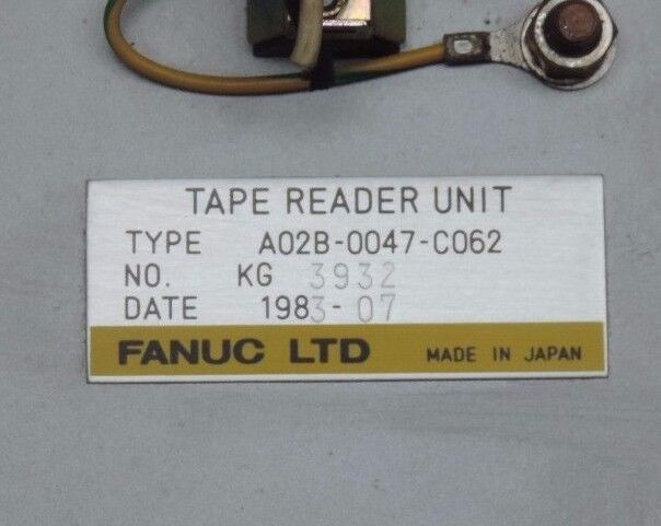 FANUC A02B-0047-C062 TAPE READER A20B-0007-0750/06B BOARD, A90L-0001-0114 MOTOR