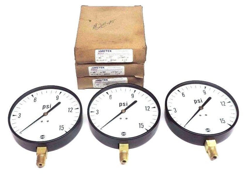 LOT OF 3 NIB AMETEK 005546 PRESSURE GAUGES FIG. NO. P 500 RANGE: 15 PSI, 4-1/2''