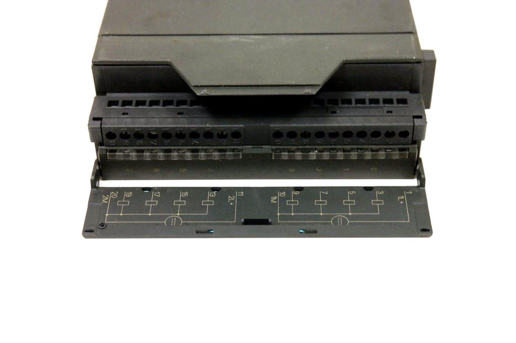 LOT OF 3 SIEMENS 6ES7 322-1BF01-0AA0 DIGITAL OUTPUT MODULE 6ES73221BF010AA0