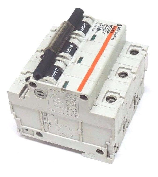 MERLIN GERIN NC100H MULTI 9 CIRCUIT BREAKER 16A, TYPE D, 480VAC, 27356