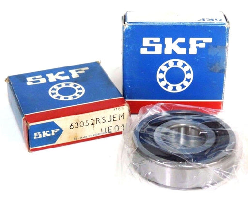 LOT OF 2 NIB SKF 6305-2RSJEM OIL SEALS 63052RSJEM