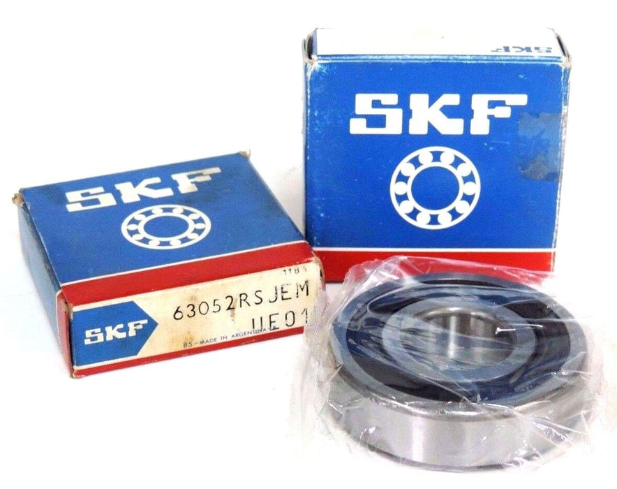 LOT OF 2 NIB SKF 6305-2RSJEM OIL SEALS 63052RSJEM