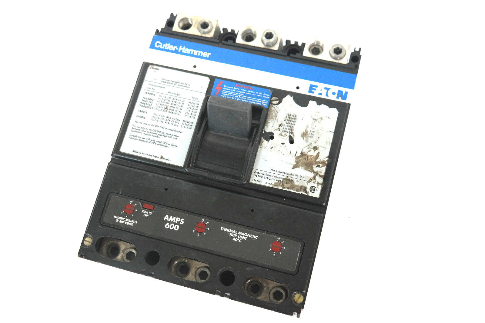 CUTLER-HAMMER EATON 3-POLE CIRCUIT BREAKER W/ 600 AMPS TRIP UNIT