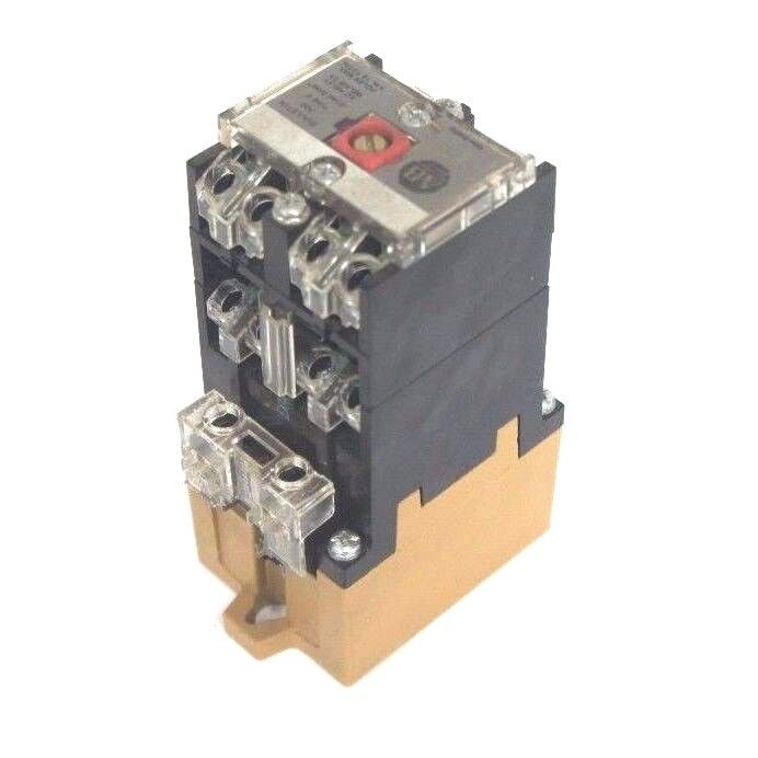 ALLEN BRADLEY 700-P800A1 TYPE P CONTROL RELAY SER D 700P800A1, 115-120V