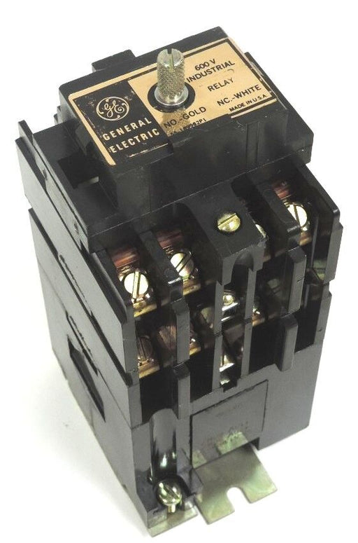 NEW GENERAL ELECTRIC CR120BP080 RELAY SERIES A WITH 55-51396G2 COIL