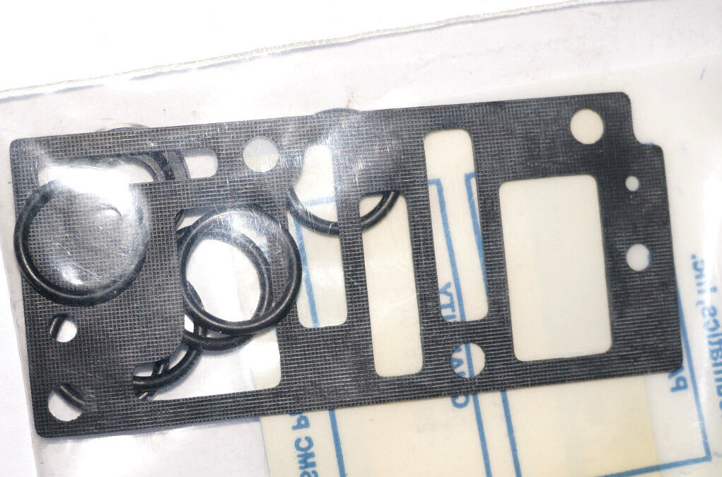 LOT OF 4 NEW SMC RKP4126S REPAIR KITS