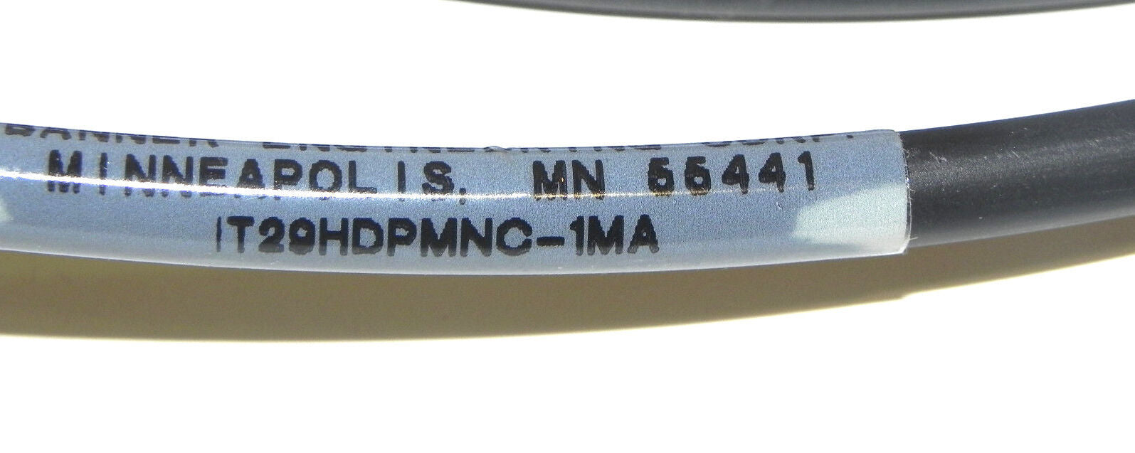 NIB BANNER ENGINEERING IT29HDPMNC-1MA FIBER OPTIC CABLE IT29HDPMNC1MA