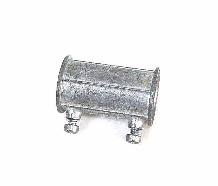 LOT OF 7 NEW 3/4" SET SCREW CONDUIT COUPLINGS