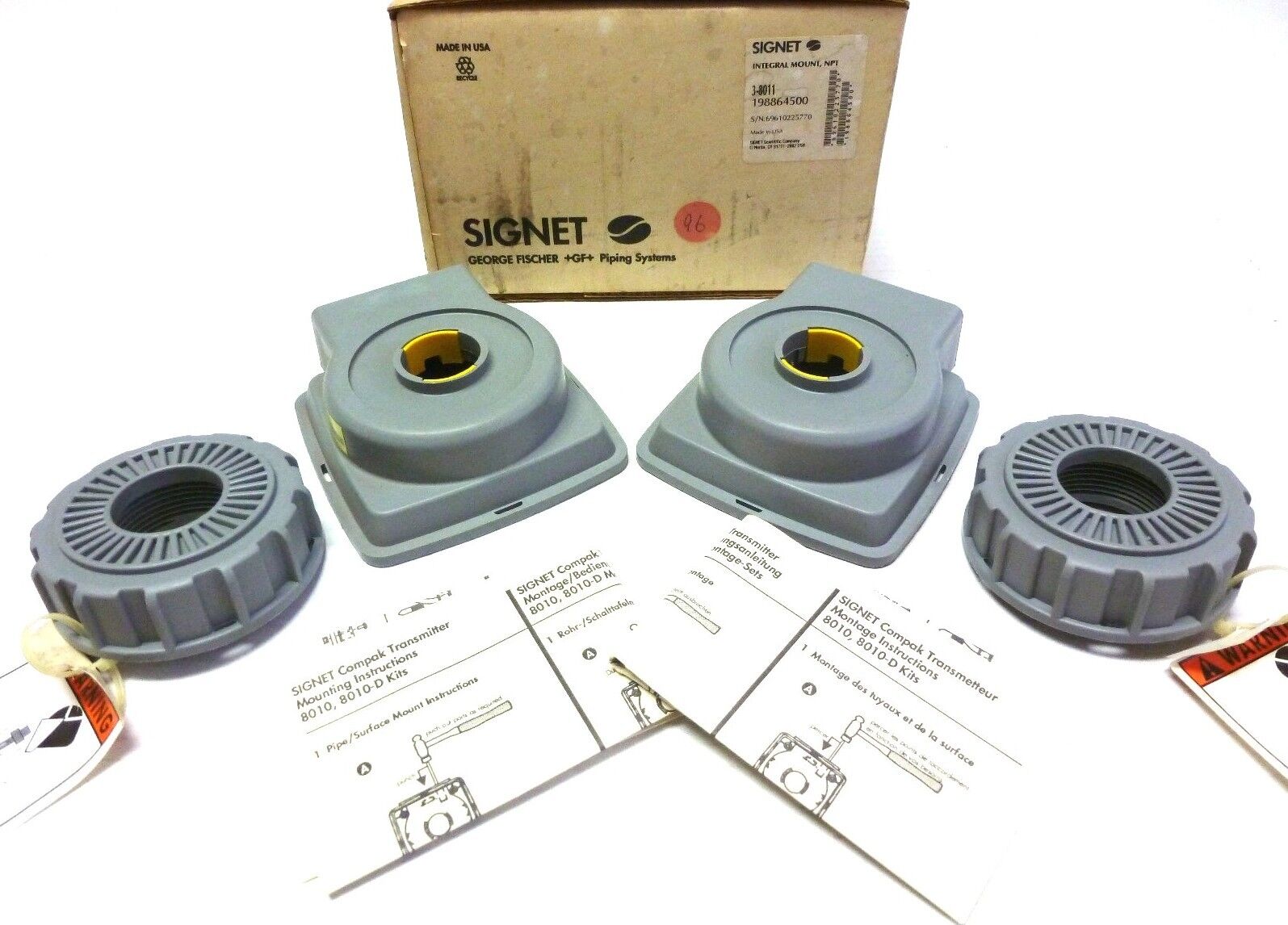 LOT OF 2 NEW SIGNET 3-8011 INTEGRAL MOUNTING KIT 1/2" NPT PORTS 38011 198864500
