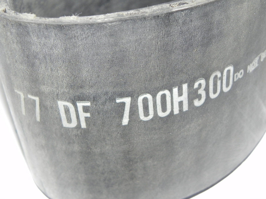 NEW DAYCO 4 77 DF 700H300 SYNCHRO-COG TIMING BELT