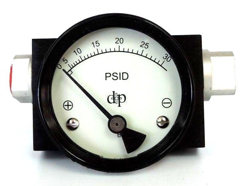 NEW DIFFERENTIAL PRESSURE PLUS PCA25S4LB30P2 GAUGE DPH200