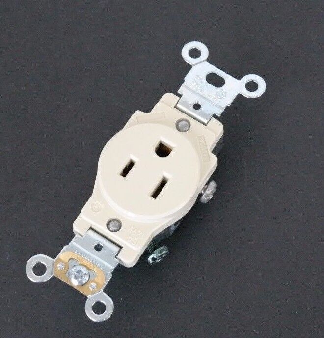 LOT OF 3 NIB LEVITON 5251-I RECEPTACLES 15A, 125V, 5251I