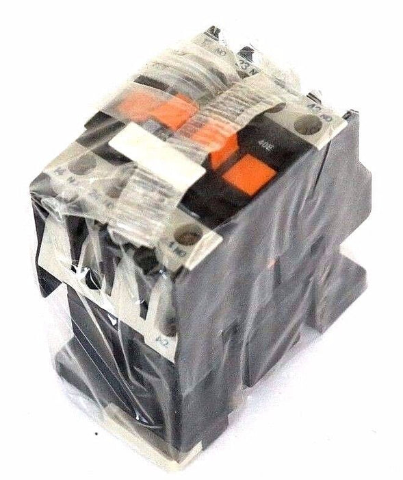 NIB TELEMECANIQUE CA2DN40G6 CONTROL RELAY 120V, 60Hz, 005213