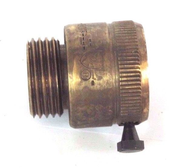 BOX OF 6 NEW WATTS 8B HOSE CONNECTION VACUUM BREAKERS 6A766, 0061924, 3/4''