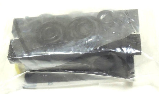 NEW BOSCH REXROTH P-067703-00000 VALVE BODY MANIFOLD 7877 07 W 44