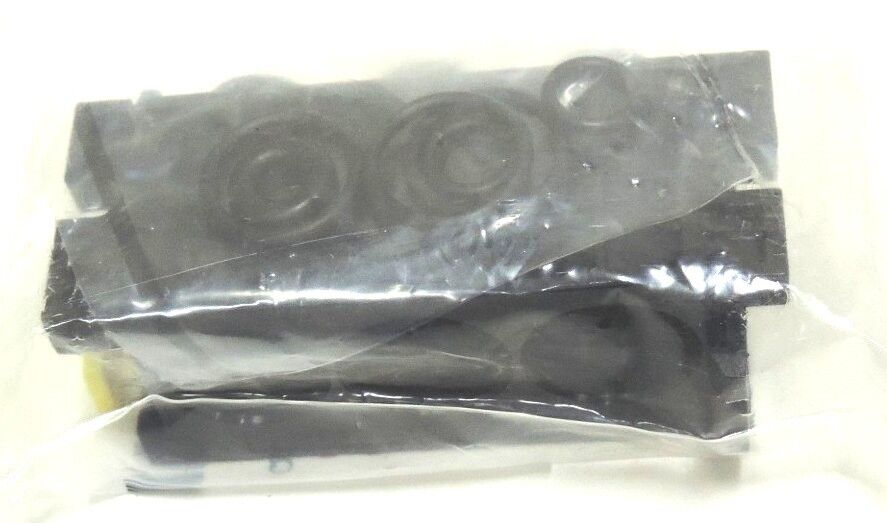 NEW BOSCH REXROTH P-067703-00000 VALVE BODY MANIFOLD 7877 07 W 44