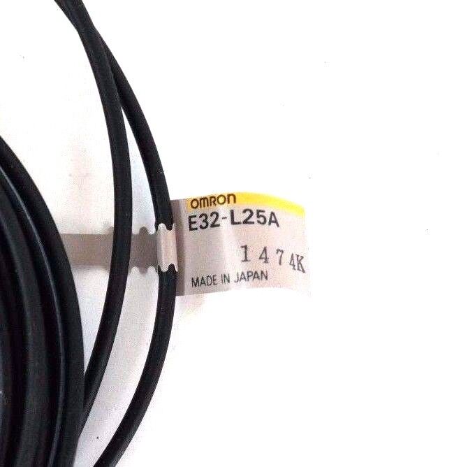NIB OMRON E32-L25A PHOTOELECTRIC EDGE SENSOR RIGHT ANGLE MOUNT E32L25A