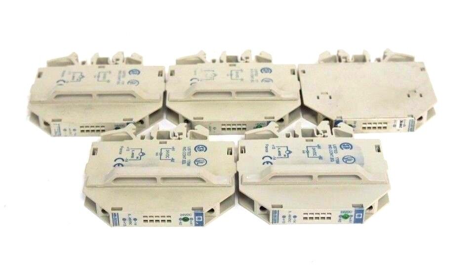 LOT OF 5 TELEMECANIQUE ABS-2SC02EB SOLID STATE INTERFACE RELAYS ABS2SC02EB