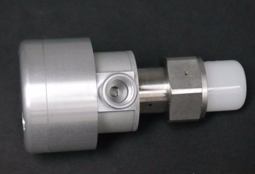 NIB SWAGELOK SS-8BK-V47 BELLOWS VALVE SC11 CLEAN SS8BKV47