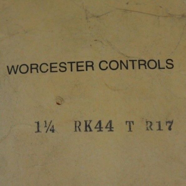 NIB WORCESTER CONTROLS 1 1/4 RK44 T R17 REPAIR KIT RK44-T-R17