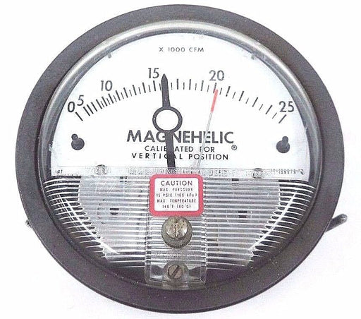 DWYER 12-166979-00 MAGNEHELIC PRESSURE GAUGE 12-166979-02 MAG 1-3