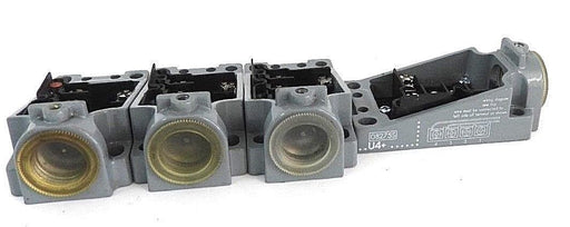 LOT OF 4 NEW PEPPERL & FUCHS 08275S RECEPTACLE BODIES 4-3070